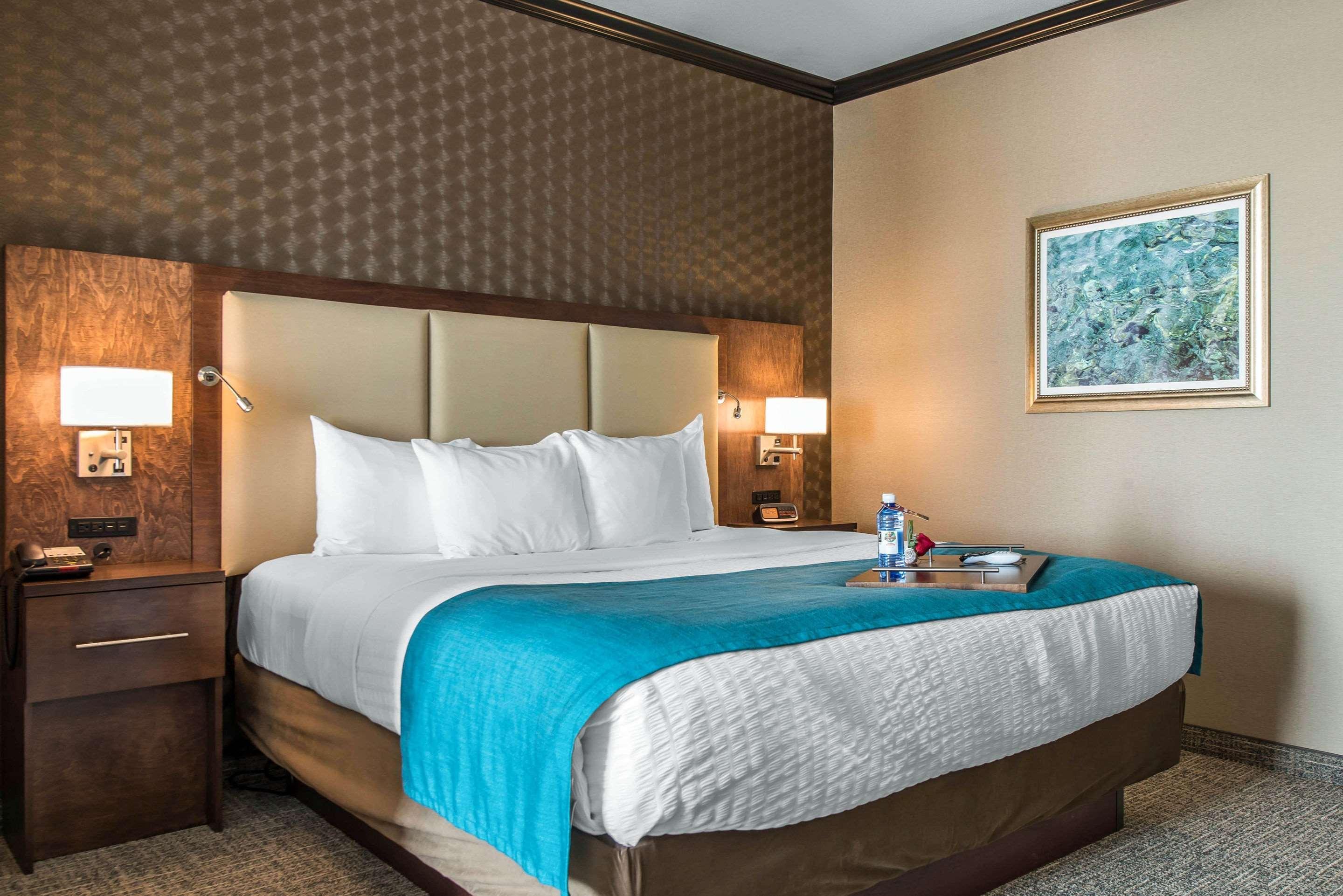 The Heritage Inn & Suites, Ascend Hotel Collection Гарден-Сити Экстерьер фото
